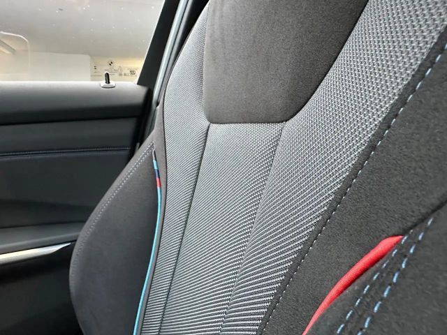 BMW 330 330d M-Sport Touring xDrive