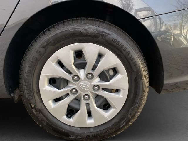 Hyundai i30 Hybrid Select