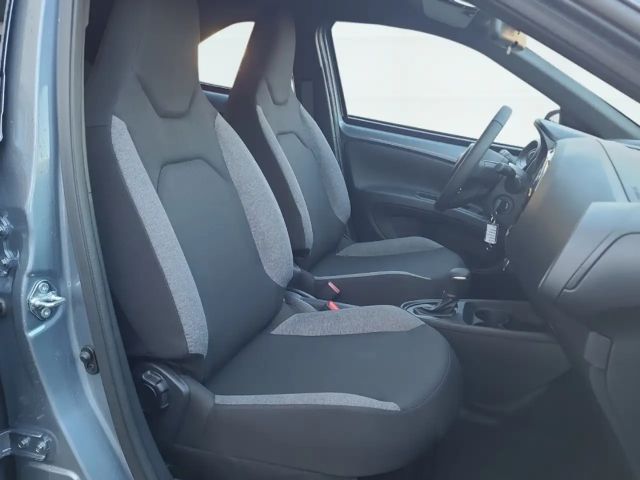 Toyota Aygo X Business Hatchback