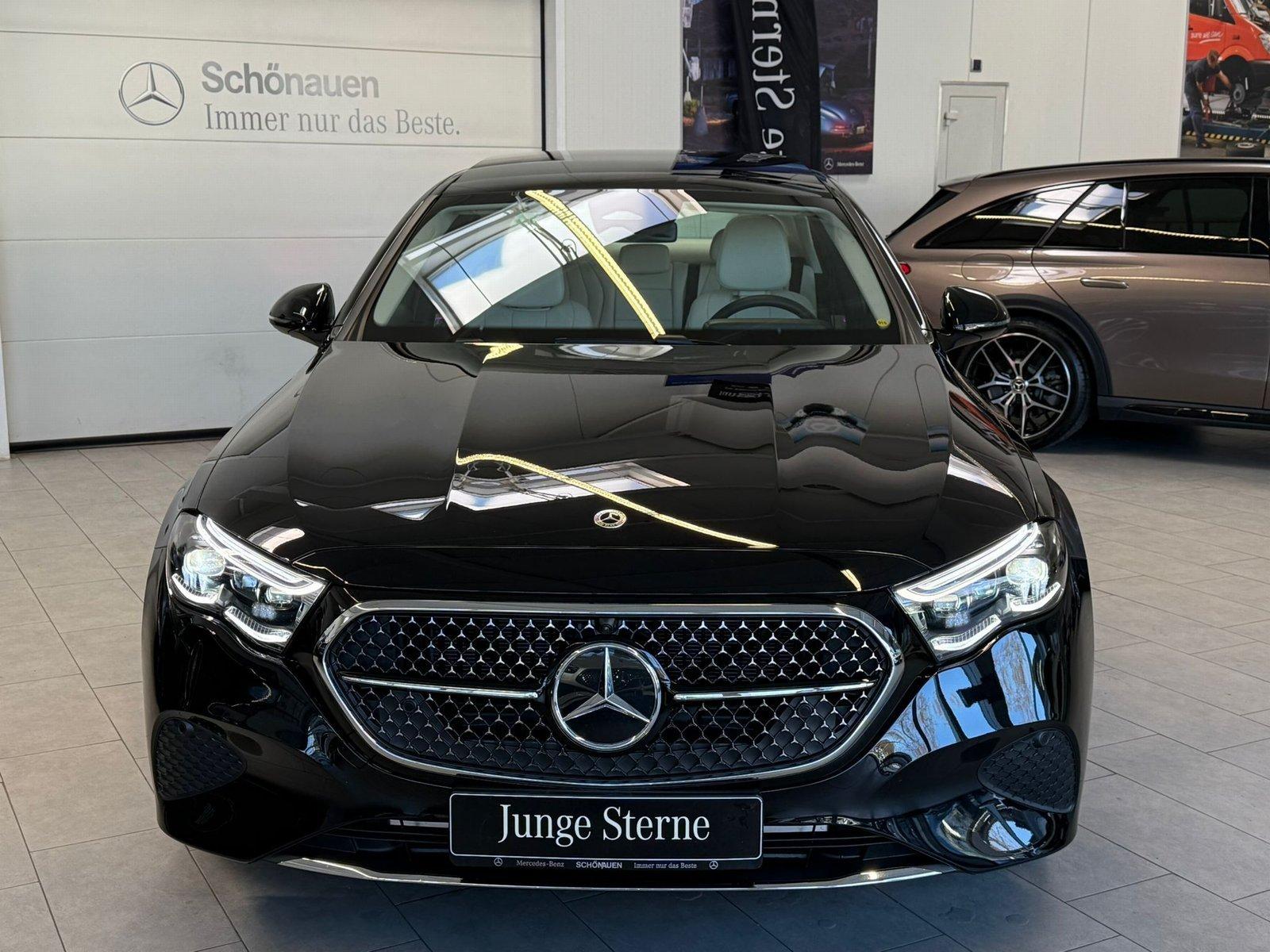 Mercedes-Benz E 200 AVANTGARDE Sedan