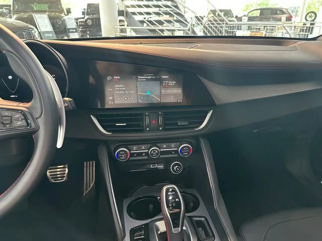 Alfa Romeo Giulia Competizione 2.0 280PS *HARMAN*Assistenz*
