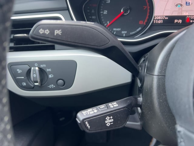 Audi A4 35 TFSI Avant S-Tronic