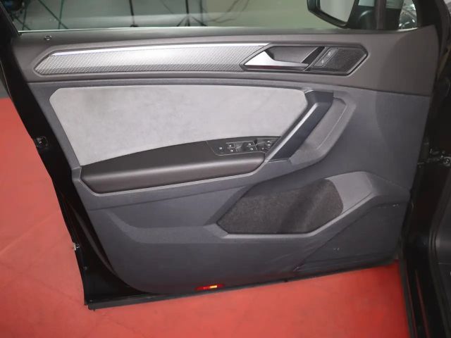 Volkswagen Tiguan 2.0 TSI IQ.Drive