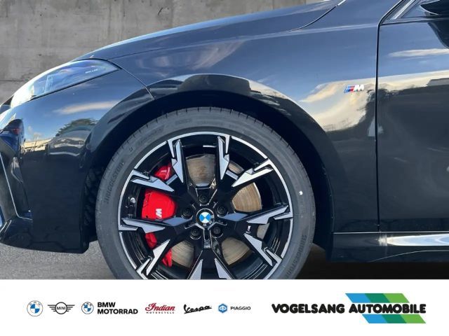 BMW 135 135i Sedan xDrive