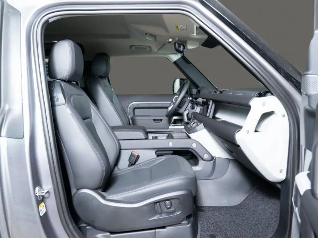 Land Rover Defender 3.0 90 D200 SE