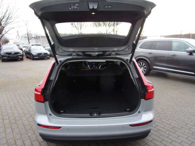 Volvo V60 Core