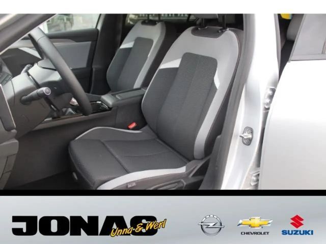 Opel Astra 1.2 Turbo Enjoy Sports Tourer