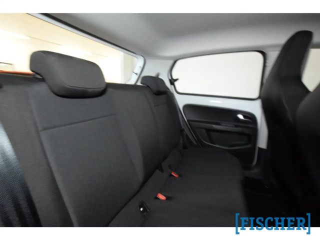 Volkswagen up! Move Move up!