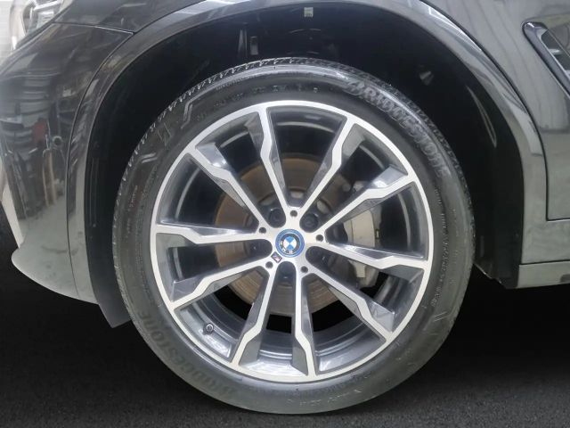 BMW X3 xDrive30e