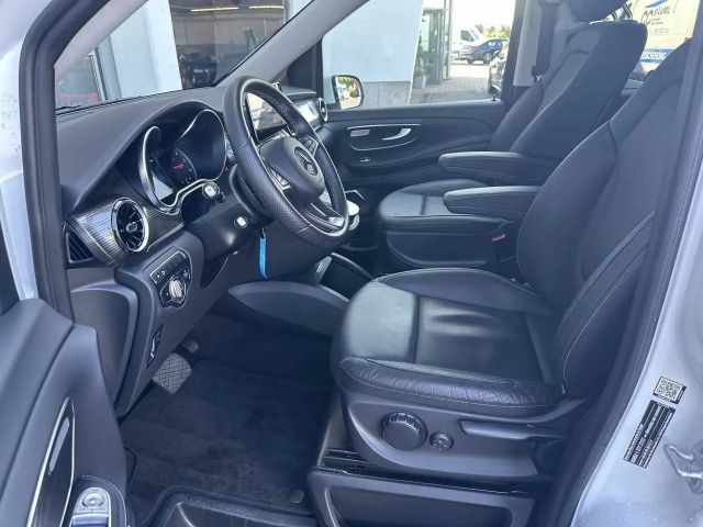 Mercedes-Benz V 300 V 300 d