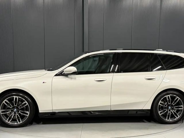 BMW 520 520d M-Sport Touring