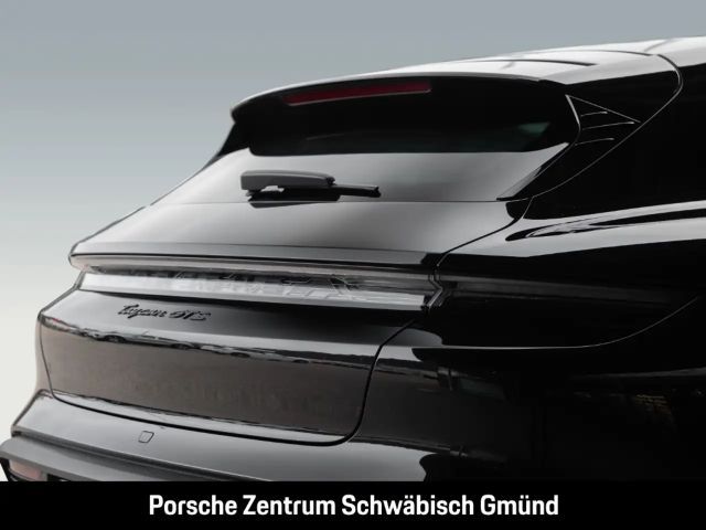 Porsche Taycan GTS Sport Turismo
