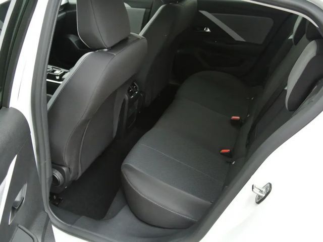 Opel Astra 1.2 Turbo Edition Turbo