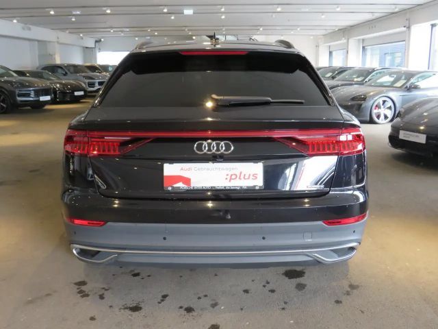 Audi Q8 55 TFSI Quattro