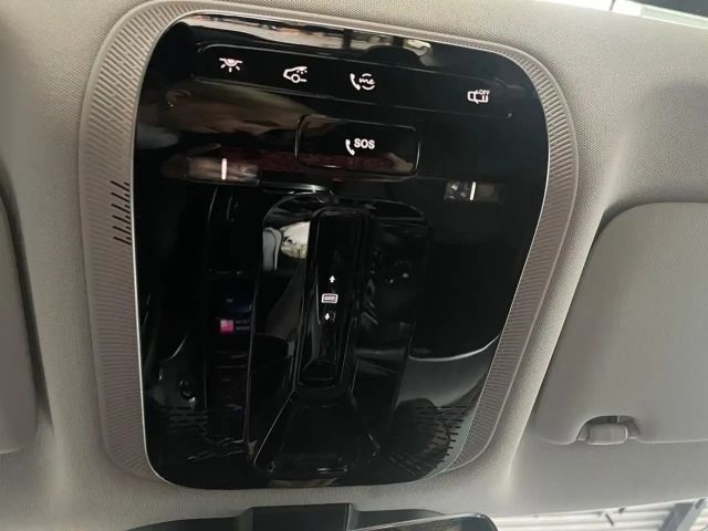 Mercedes-Benz C 300 4MATIC AMG Line Sedan