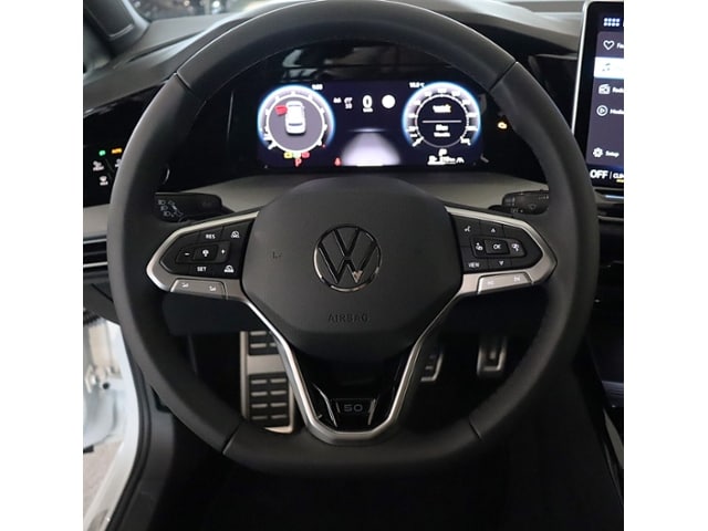 Volkswagen Golf 1.5 eTSI DSG Golf VIII