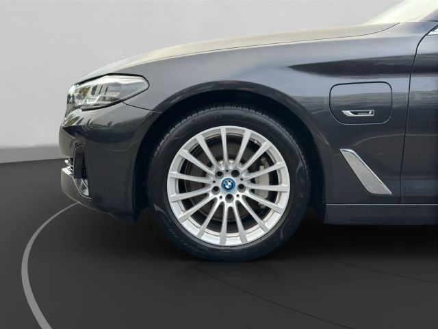 BMW 530 530e Touring