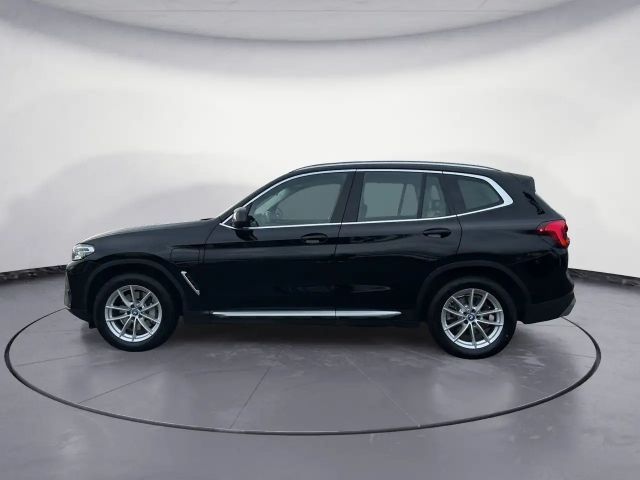 BMW X3 xDrive30e