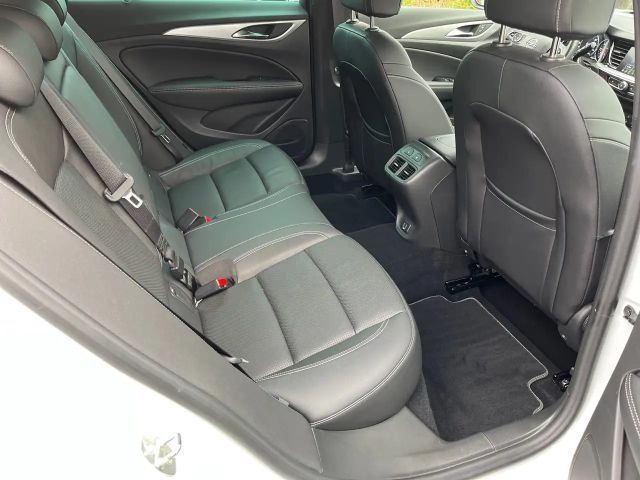 Opel Insignia B GSI  230 PS Benzin!!! ACC+LED+LM