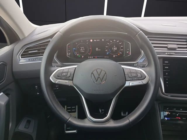 Volkswagen Tiguan TDI United MatrixLED HuD 360° Kamera Keyless AC...