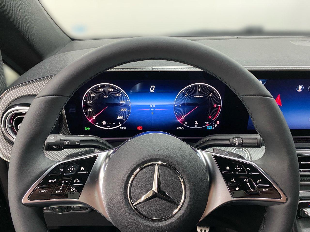 Mercedes-Benz V 300 AMG Line Limousine Lang V 300 d