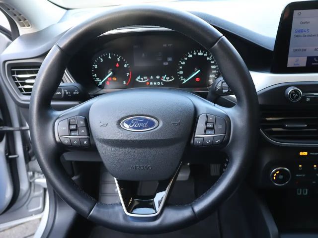 Ford Focus Cool & Connect