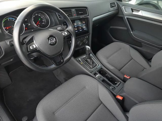 Volkswagen Golf e-Golf