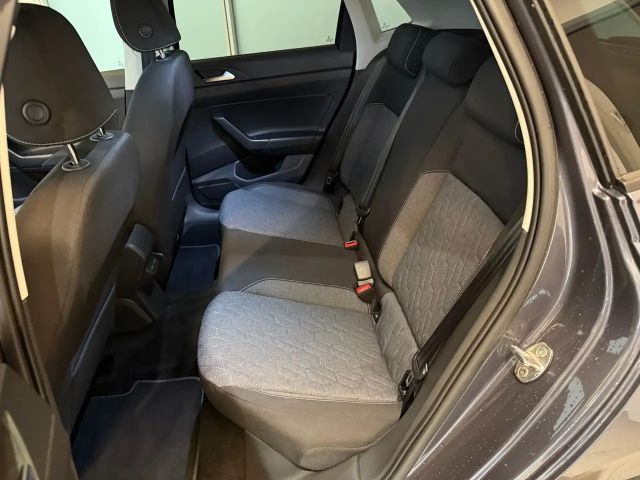 Volkswagen Polo Move Pro