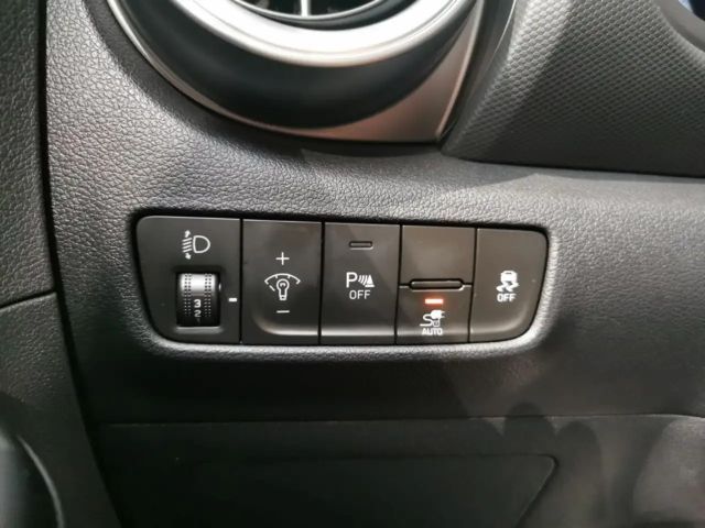 Hyundai Kona 2WD Select