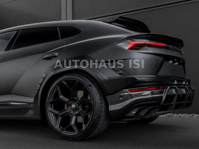 Lamborghini Urus Novitec S