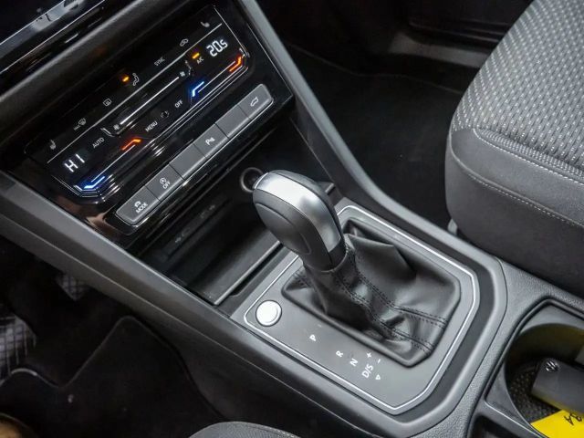 Volkswagen Touran 1.5 TSI DSG R-Line