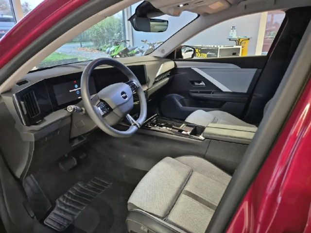 Opel Astra Business Elegance