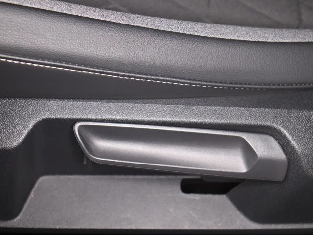 Volkswagen Golf 2.0 TDI DSG