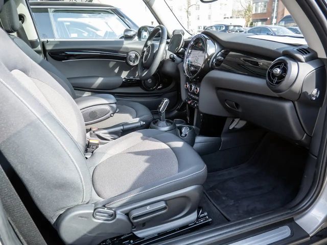 MINI Cooper Aut. SHZ KAMERA H/K NAVI HUD LED PANO