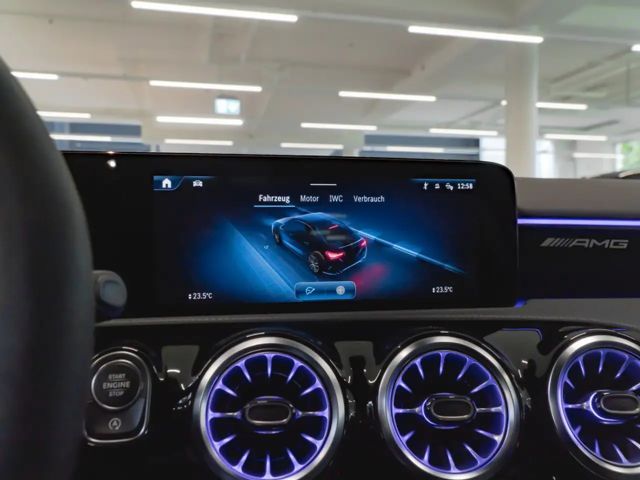 Mercedes-Benz A 35 AMG 4MATIC AMG Line