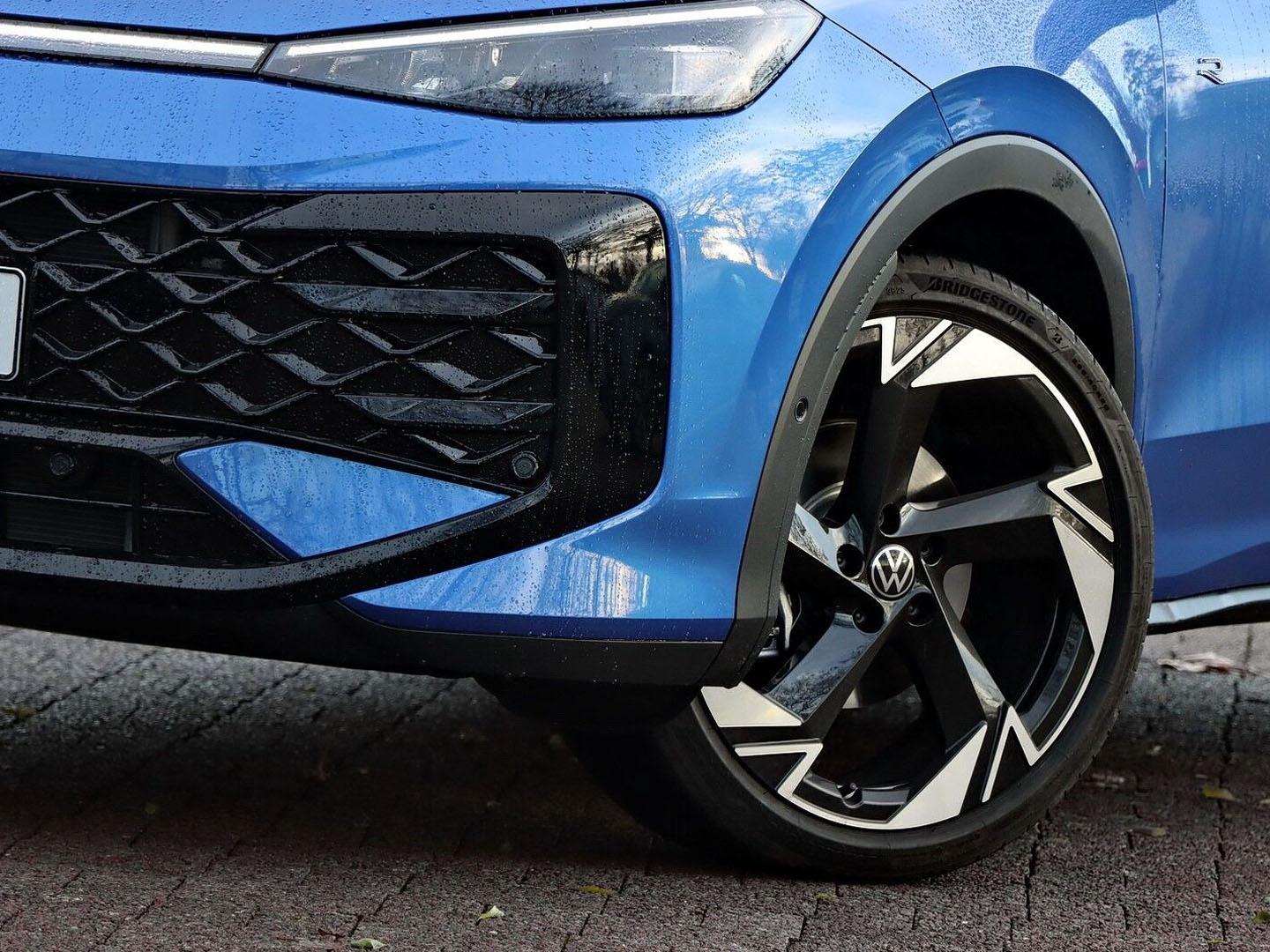 Volkswagen T-Roc 1.5 eTSI DSG IQ.Drive R-Line