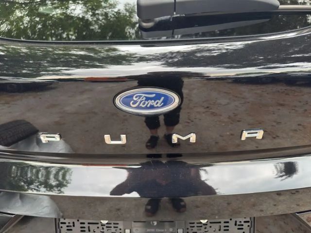 Ford Puma EcoBoost Titanium