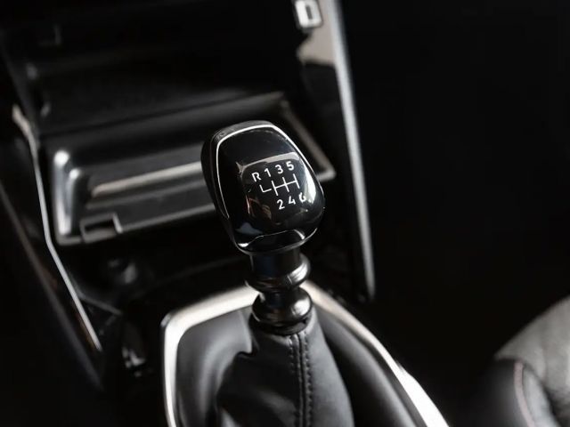 Peugeot 208 Allure Pack PureTech