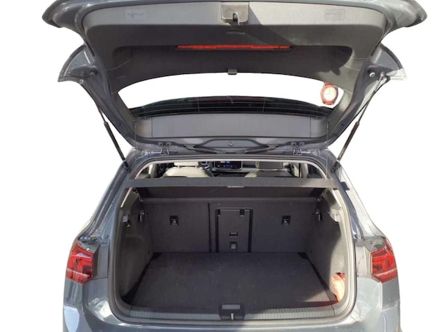 Volkswagen Golf 1.5 eTSI DSG Golf VIII Style