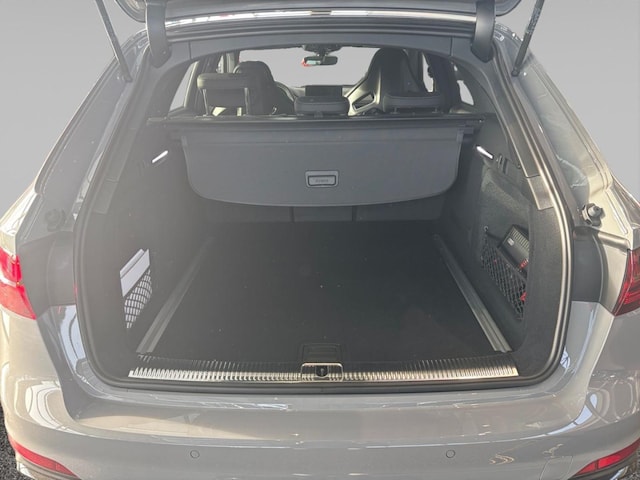 Audi RS4 Avant Quattro