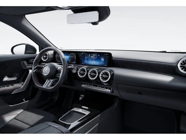 Mercedes-Benz A 180 AMG Line