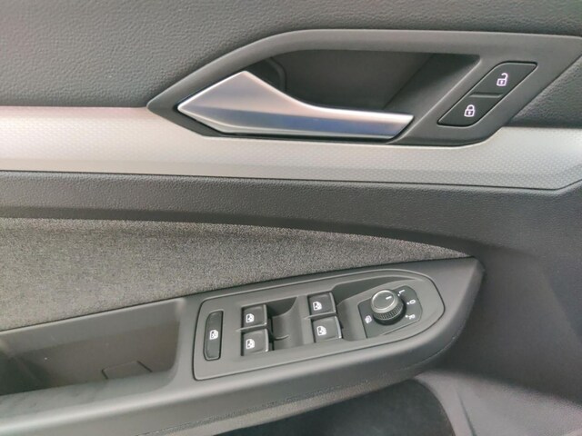 Volkswagen Golf 1.5 TSI Move Variant