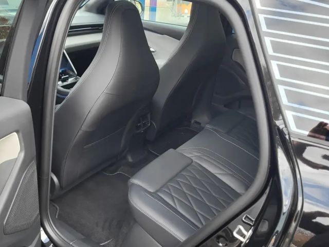 Ford Explorer Premium RWD