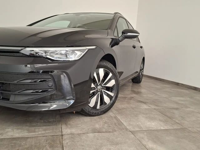 Volkswagen Golf Business DSG Variant