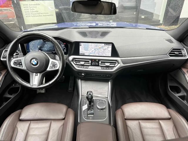 BMW 330 330e M-Sport xDrive