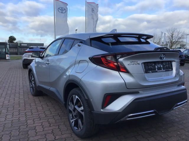 Toyota C-HR Hybride Team D
