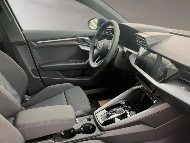 Audi A3 30 TFSI Sedan