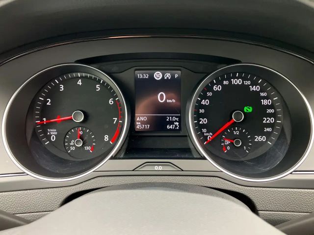 Volkswagen Passat 1.5 TSI DSG Variant