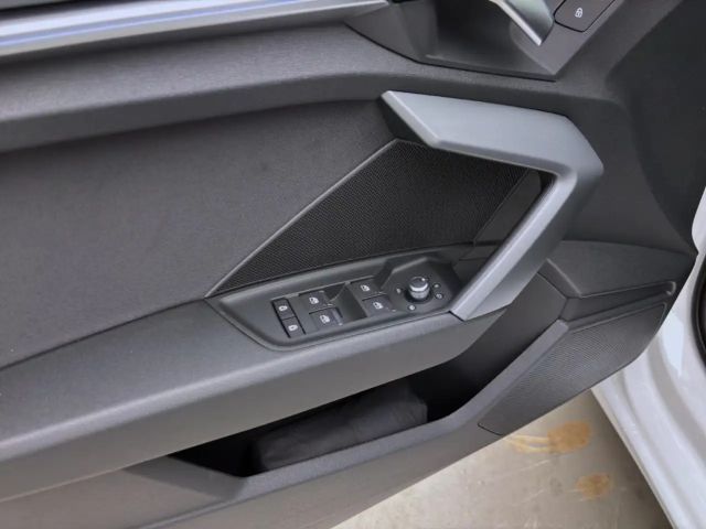 Audi A3 30 TDI Sedan Sportback