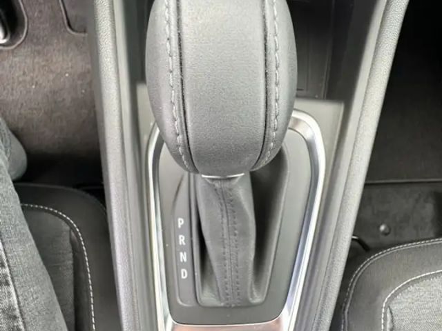 Renault Captur EDC Evolution Hybrid